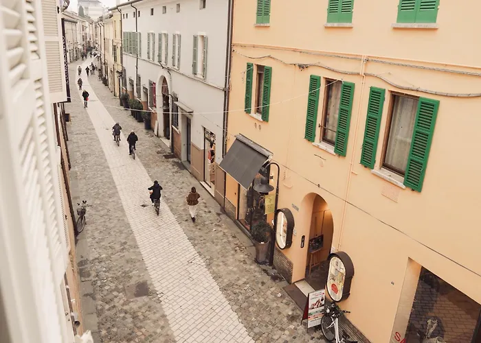 Guesthost - Byron In Historic Center Daire *